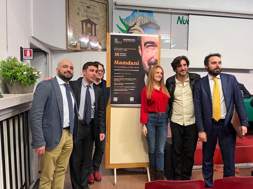 Relatori e organizzatori al termine della serata